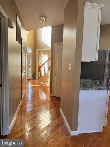 23601 WHITE PEACH CT, Gaithersburg, MD 20882