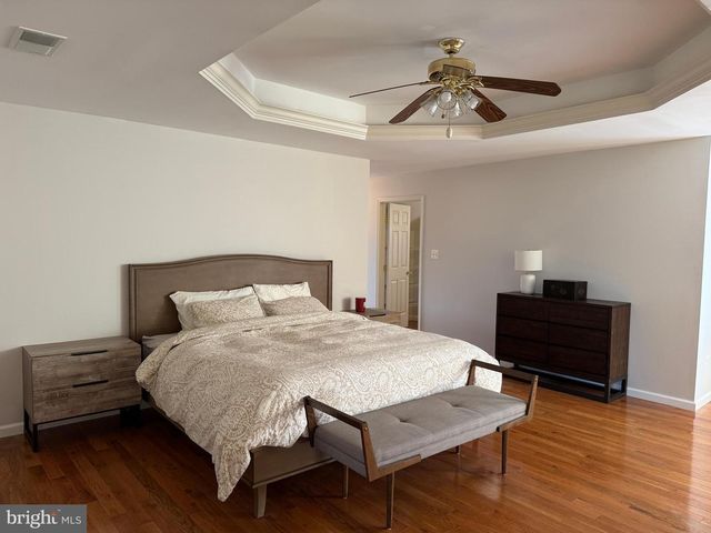 23601 WHITE PEACH CT, Gaithersburg, MD 20882