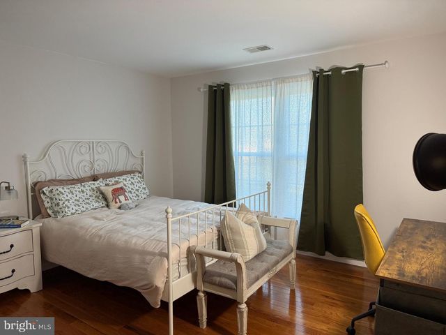 23601 WHITE PEACH CT, Gaithersburg, MD 20882