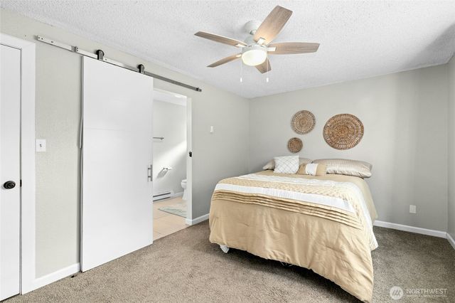 4318 Rhododendron Drive, Oak Harbor, WA 98277