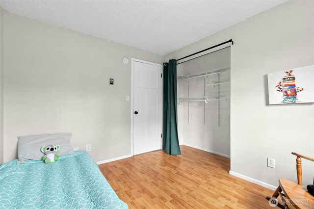 4318 Rhododendron Drive, Oak Harbor, WA 98277