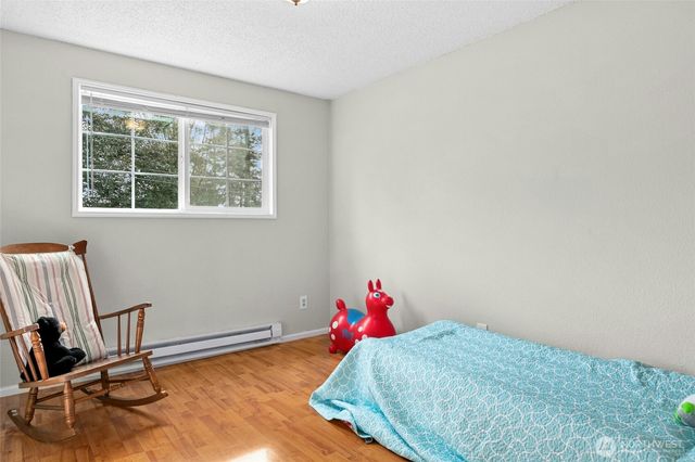 4318 Rhododendron Drive, Oak Harbor, WA 98277