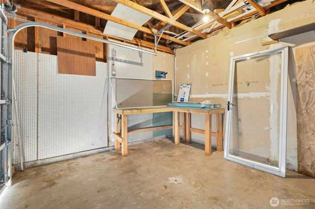 4318 Rhododendron Drive, Oak Harbor, WA 98277