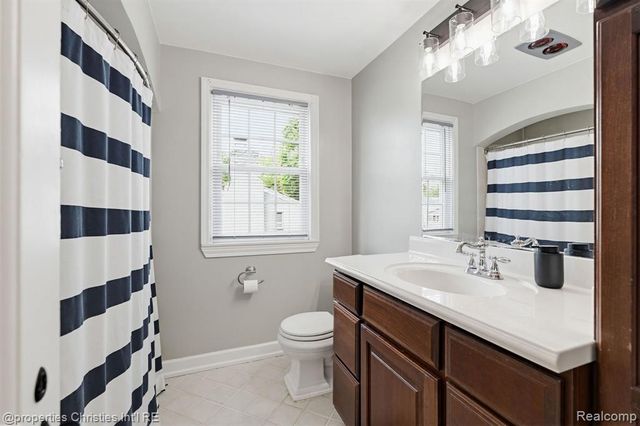 919 E Lincoln Avenue, Royal Oak, MI 48067
