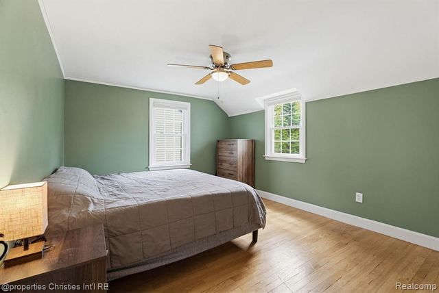 919 E Lincoln Avenue, Royal Oak, MI 48067