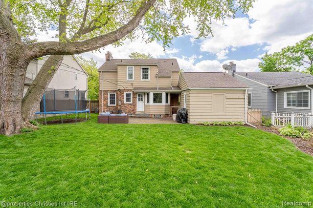 919 E Lincoln Avenue, Royal Oak, MI 48067