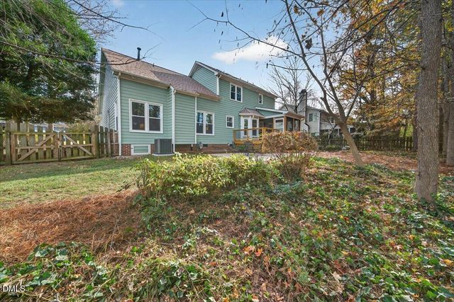 5608 Barham Court, Raleigh, NC 27613