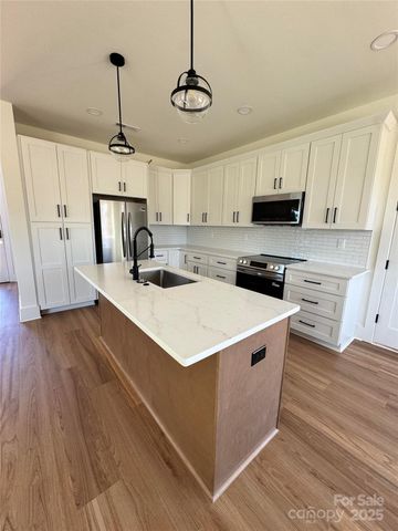 2165 Tom Sadler Road, Charlotte, NC 28214