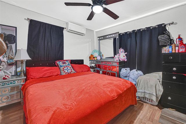 10526 Palestine Street, Jacinto City, TX 77029