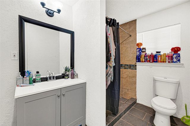 10526 Palestine Street, Jacinto City, TX 77029