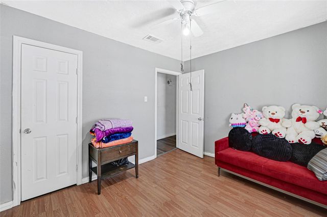 10526 Palestine Street, Jacinto City, TX 77029