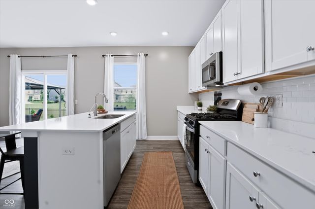 36 Lively Place, Cicero, IN 46034