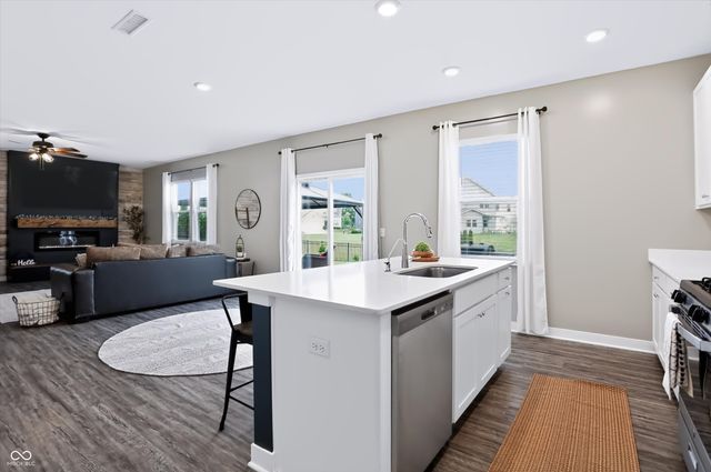 36 Lively Place, Cicero, IN 46034
