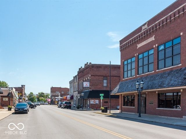 36 Lively Place, Cicero, IN 46034