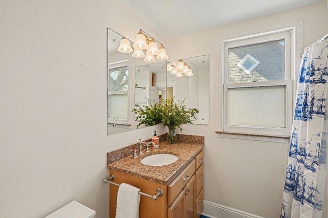 1309 Selby Avenue, Saint Paul, MN 55104