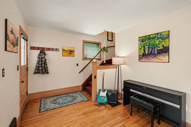 1309 Selby Avenue, Saint Paul, MN 55104