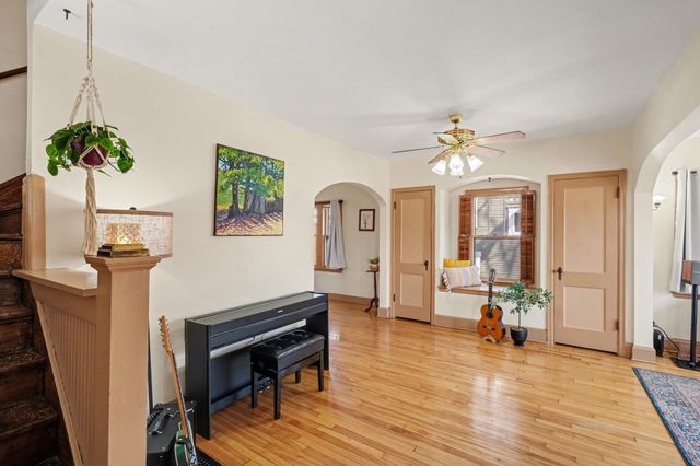 1309 Selby Avenue, Saint Paul, MN 55104