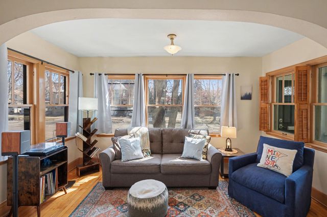 1309 Selby Avenue, Saint Paul, MN 55104