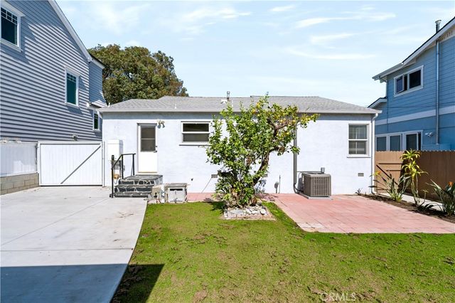 340 Avenue F, Redondo Beach, CA 90277