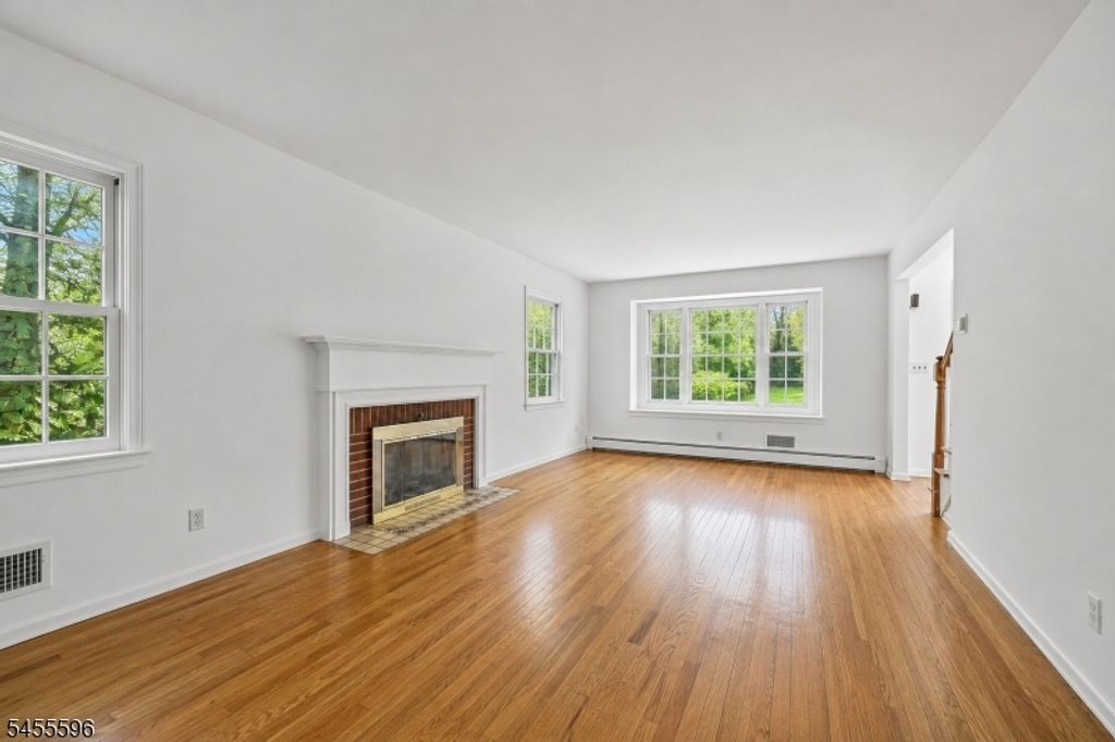 18 Mountainside Dr, Wayne Twp., NJ 07470 — photo 4