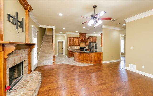 305 Tottenham Court, Bossier City, LA 71111