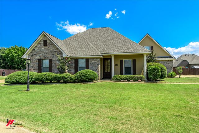 305 Tottenham Court, Bossier City, LA 71111