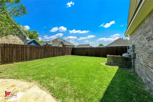 305 Tottenham Court, Bossier City, LA 71111