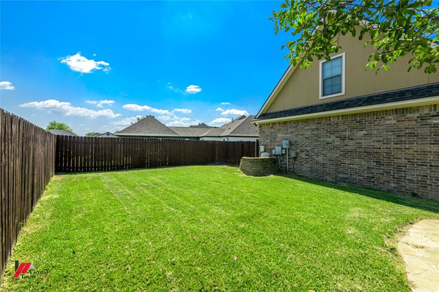 305 Tottenham Court, Bossier City, LA 71111