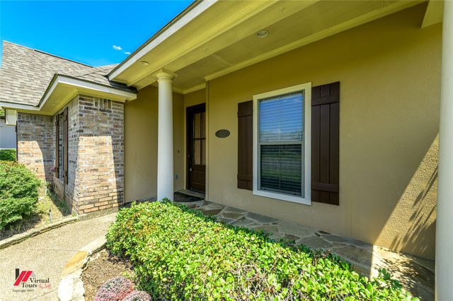 305 Tottenham Court, Bossier City, LA 71111