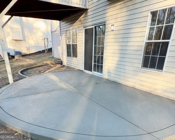 5652 Wandering Vine Lane SE, Mableton, GA 30126