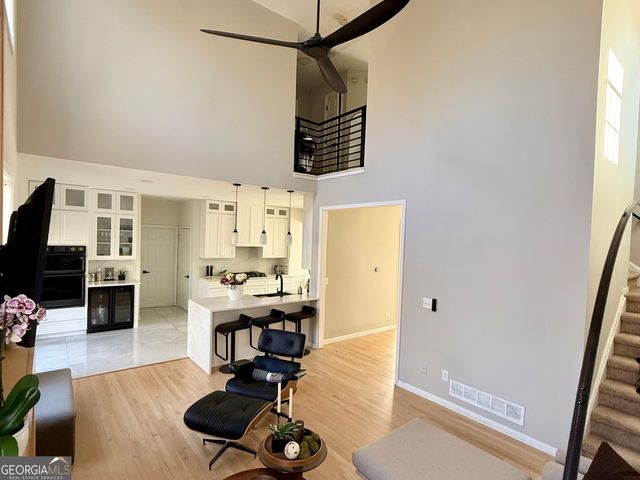 5652 Wandering Vine Lane SE, Mableton, GA 30126