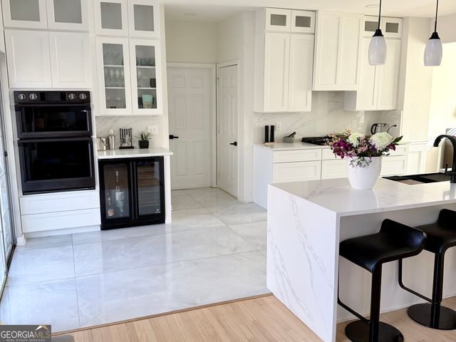 5652 Wandering Vine Lane SE, Mableton, GA 30126