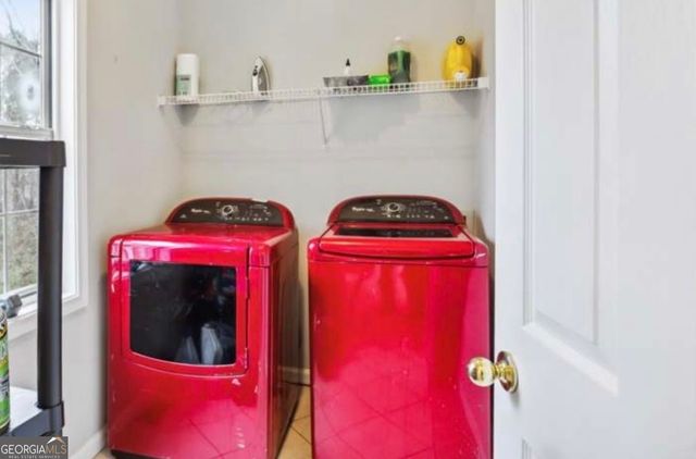 5652 Wandering Vine Lane SE, Mableton, GA 30126