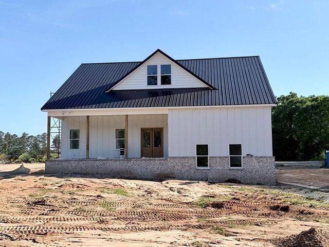 490 County Road 18, Headland, AL 36345