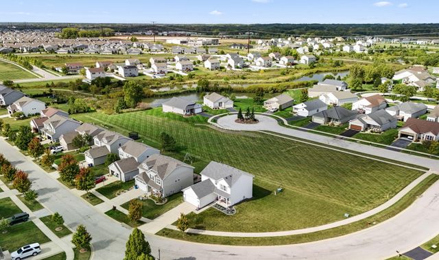 13614 W 105th Place, Dyer, IN 46311