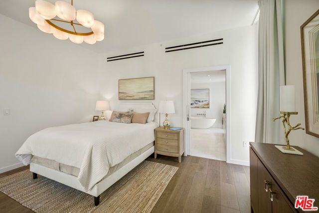 9000 W 3rd Street 304, Los Angeles, CA 90048