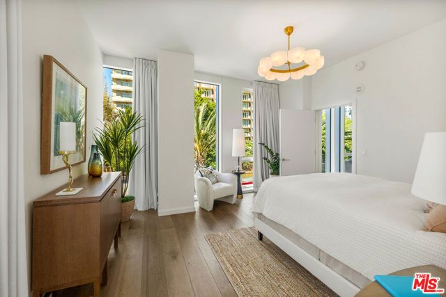 9000 W 3rd Street 304, Los Angeles, CA 90048
