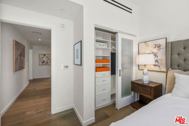 9000 W 3rd Street 304, Los Angeles, CA 90048