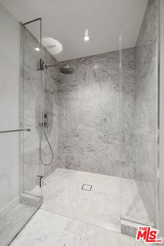 9000 W 3rd Street 304, Los Angeles, CA 90048