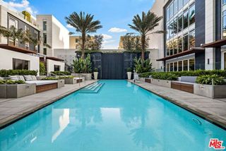 9000 W 3rd Street 304, Los Angeles, CA 90048
