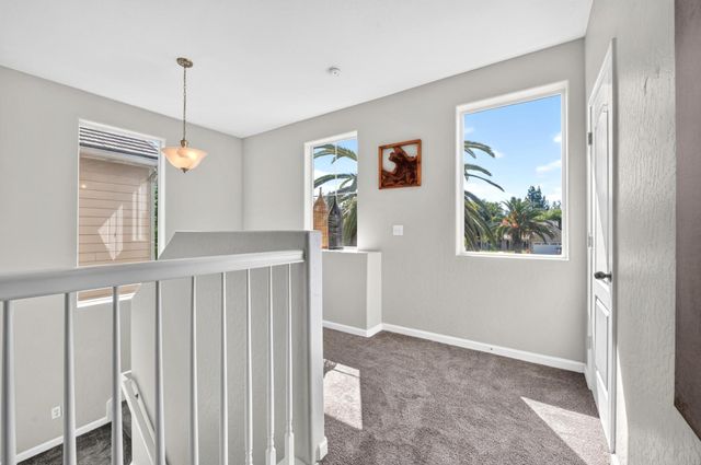 5507 N Gates Avenue, Fresno, CA 93722