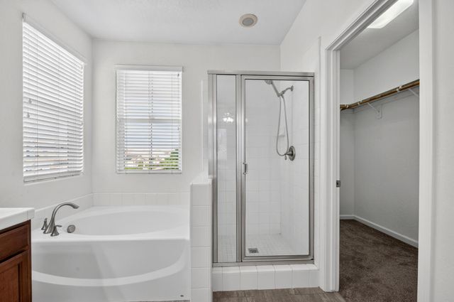 5507 N Gates Avenue, Fresno, CA 93722