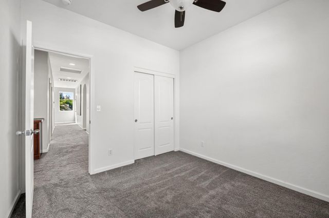 5507 N Gates Avenue, Fresno, CA 93722