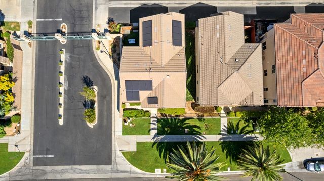 5507 N Gates Avenue, Fresno, CA 93722