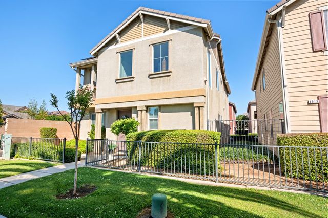 5507 N Gates Avenue, Fresno, CA 93722