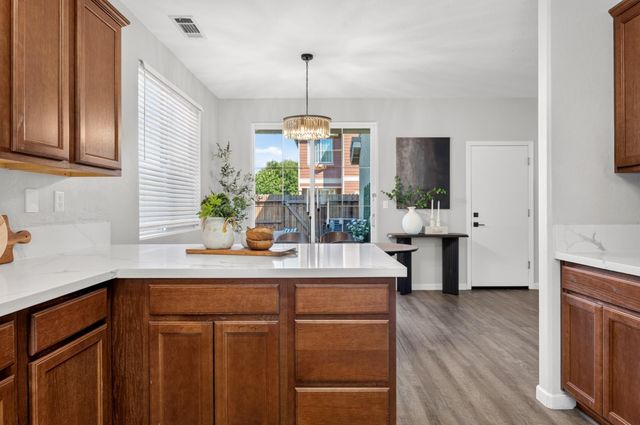 5507 N Gates Avenue, Fresno, CA 93722