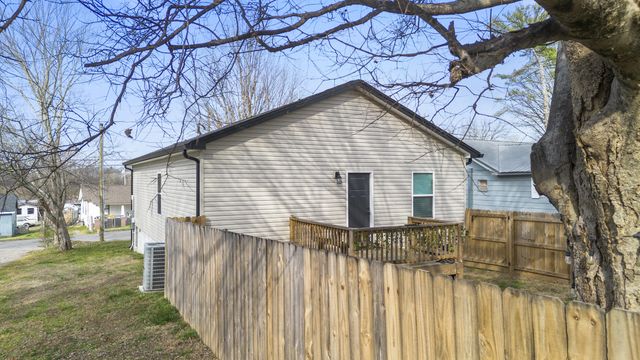 1385 Wilson Avenue SE, Cleveland, TN 37311