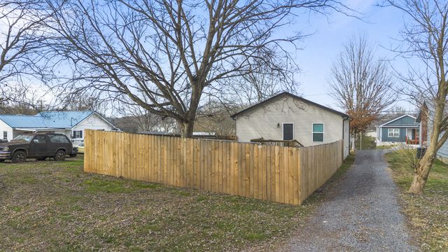 1385 Wilson Avenue SE, Cleveland, TN 37311
