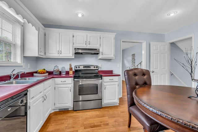 206 Homeward Ave, Winchester, TN 37398
