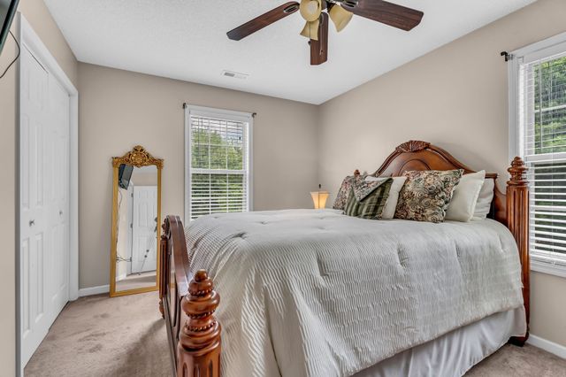 206 Homeward Ave, Winchester, TN 37398